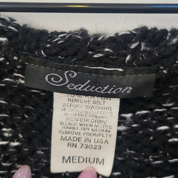 #151 🌈Seductions - Picture 2 of 2